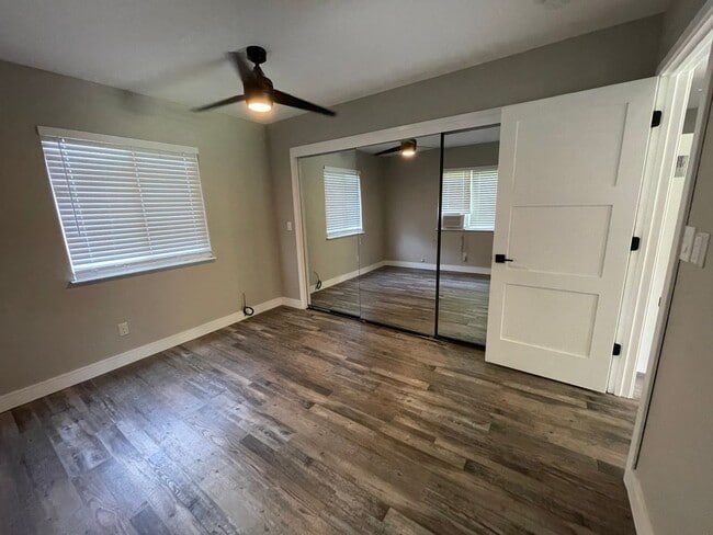 Building Photo - 2647 Pope Ave