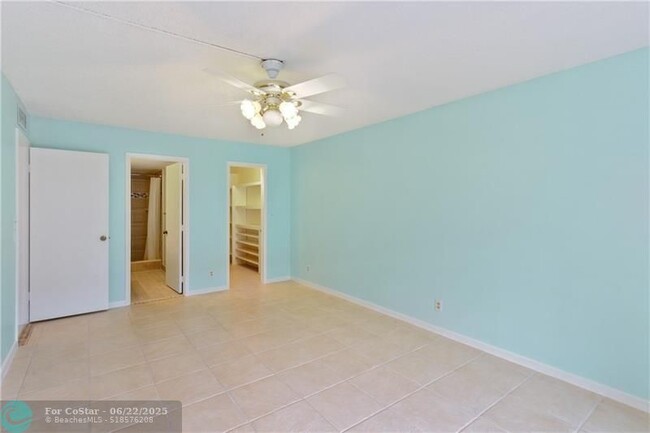 Building Photo - 4156 NW 90th Ave
