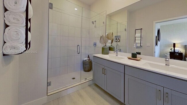 Building Photo - 17132 SW 2nd Cir