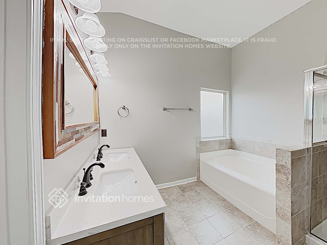 Building Photo - 805 Kite Way