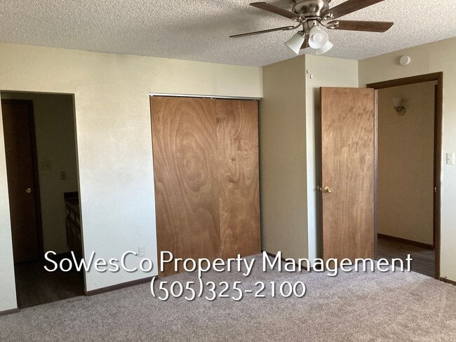 Building Photo - 3 Bedroom 2 Bath Home in Central Farmingto...
