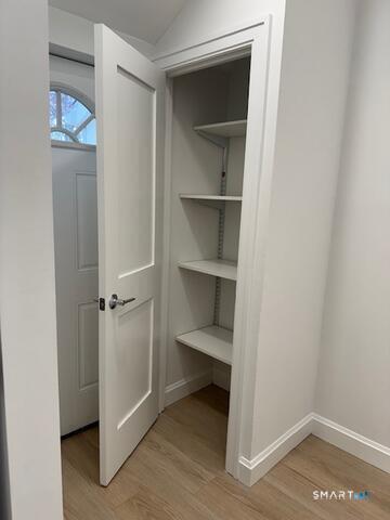 Building Photo - 38 Putnam Green