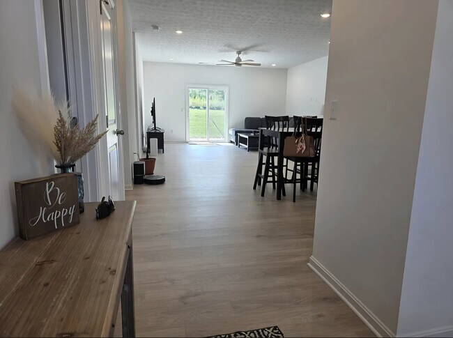 Building Photo - 4158 Tingle Dr