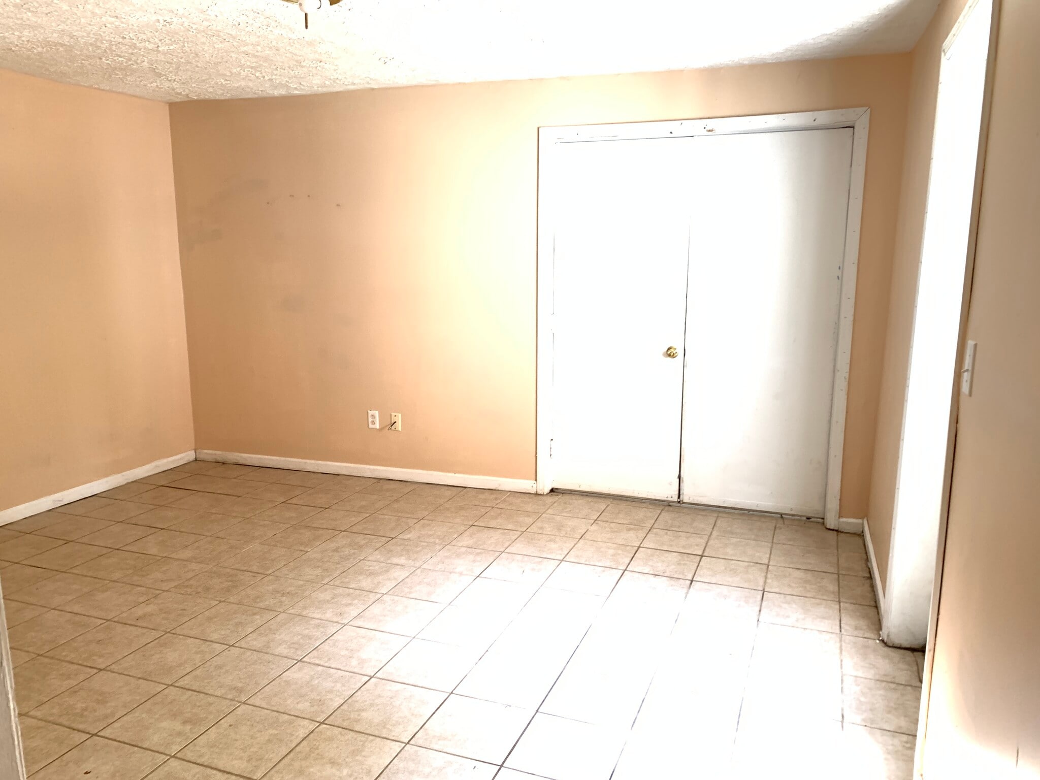 Building Photo - 3229 Catskill Ct