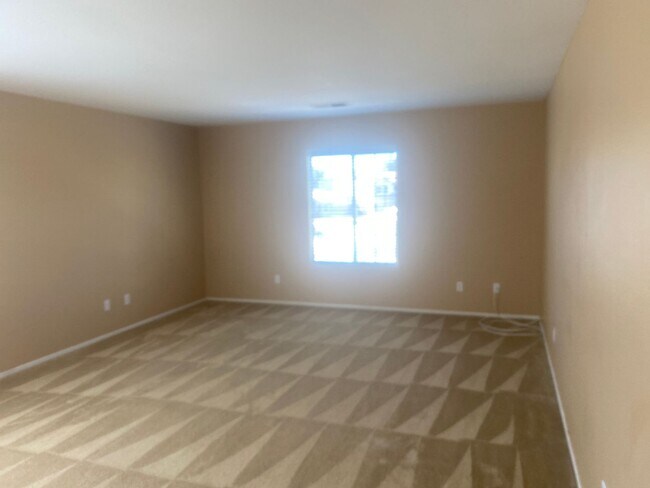 Building Photo - Coming Soon! Spacious 4 Bedroom + Loft Murrieta Home on Large Lot!