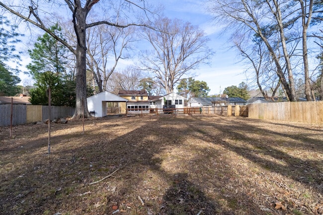 Building Photo - 509 Frank Ln