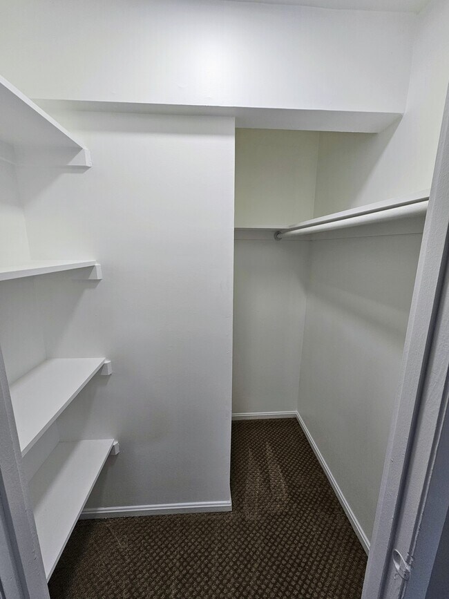 Building Photo - 412 N Armistead St