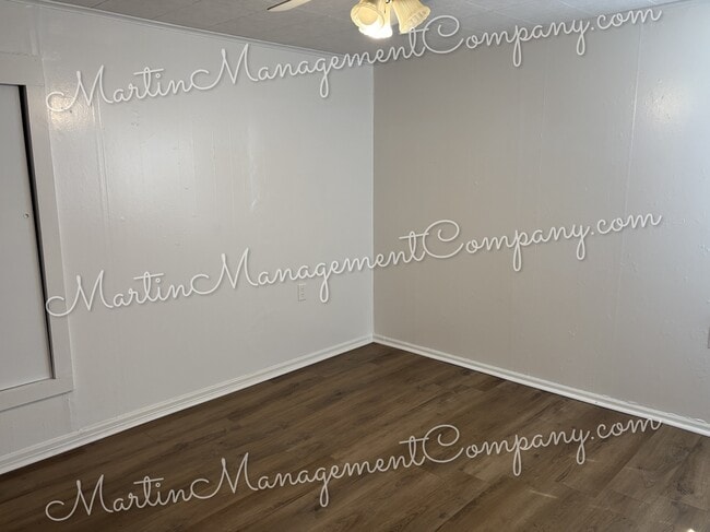 Building Photo - 1844 S Beacon Ave