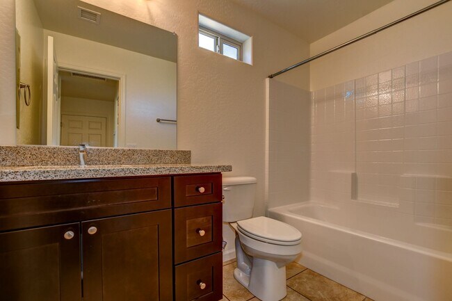 Building Photo - 7105 E Dodge Cir