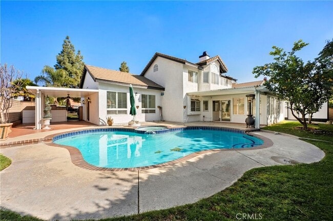 Building Photo - 1232 Meadow Ct