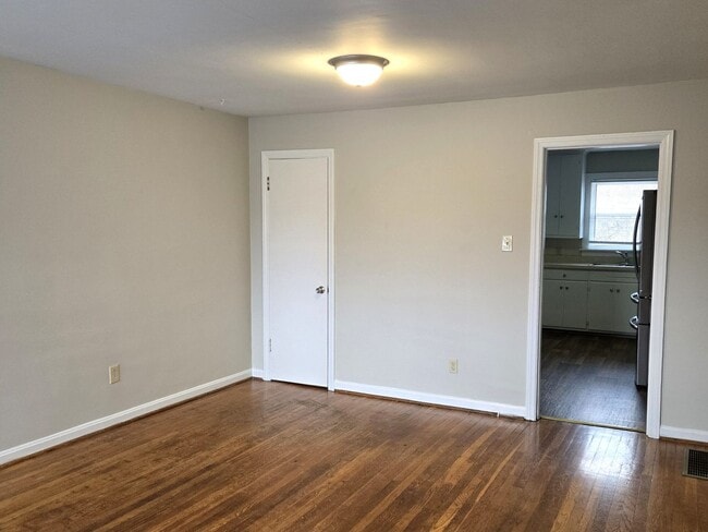 Building Photo - Lafayette Area Duplex- Walk to High School   260602