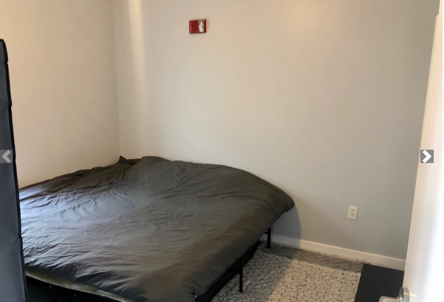 Building Photo - 476 Commonwealth Ave