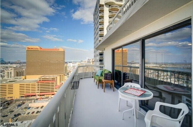 Building Photo - 3101 Boardwalk