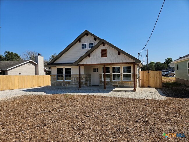 Primary Photo - 1746 Blueridge Dr