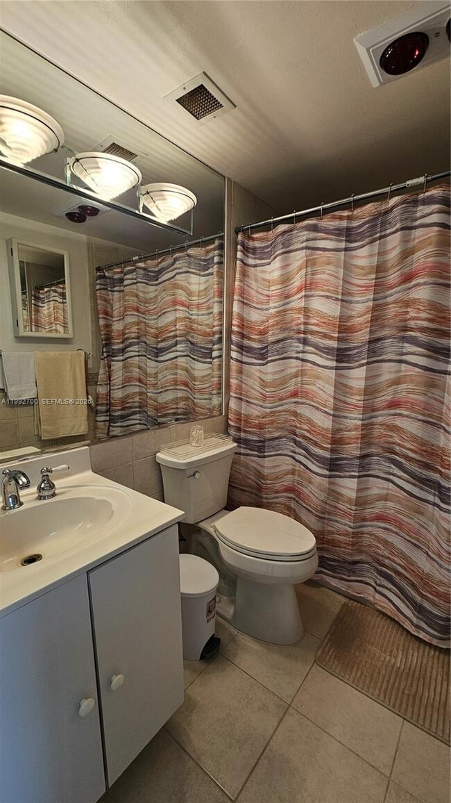 Building Photo - 1980 S Ocean Dr