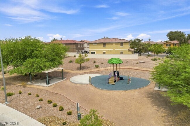 Building Photo - 1915 Sundown Canyon Dr