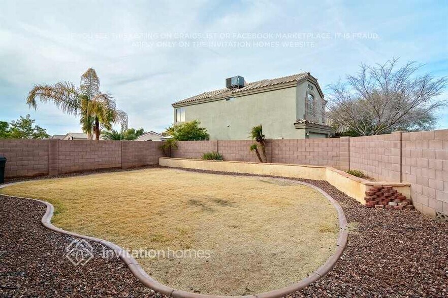 Building Photo - 14816 N 129th Dr