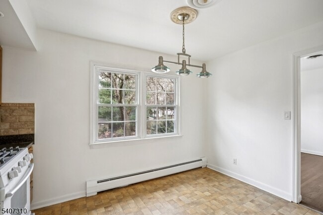 Building Photo - 254 Darlington Ave