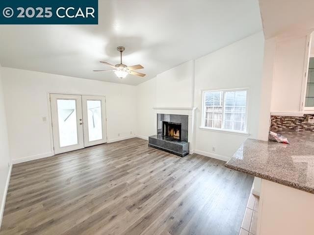 Building Photo - 530 Greenmont Dr