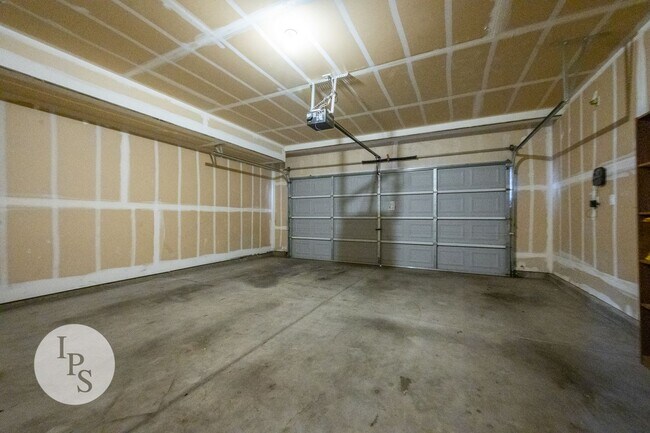 Building Photo - 1717 Glen Dunbar Ln