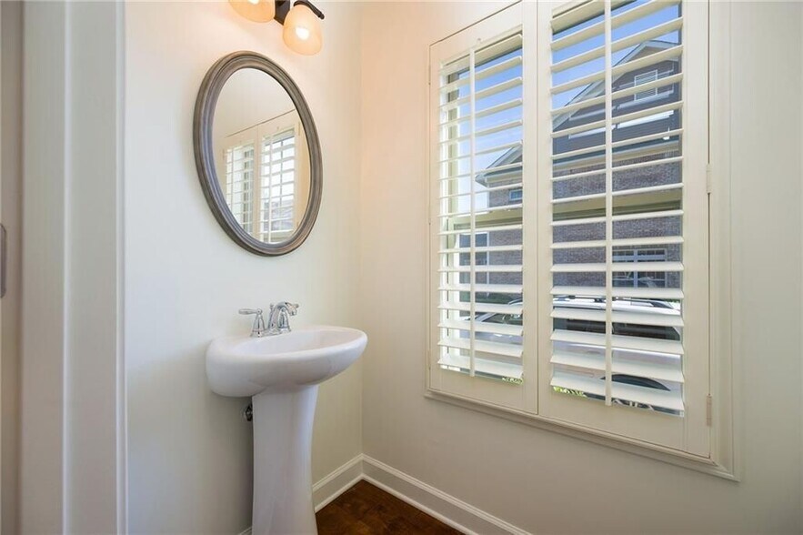 Building Photo - 4148 Baverton Dr