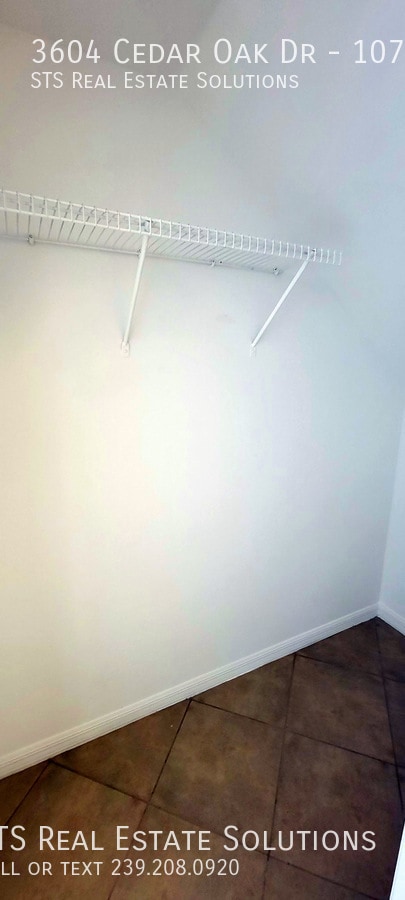 Building Photo - 3604 Cedar Oak Dr