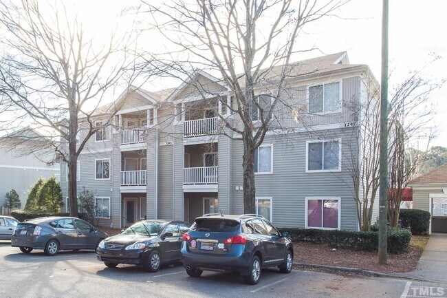 Building Photo - 1241 University Ct