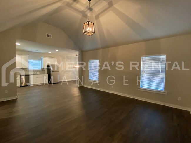 Building Photo - Home for Rent in Thorsby! Available to View Now!