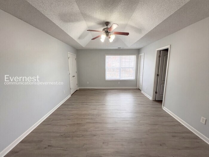 Building Photo - 8610 Thomas Ln