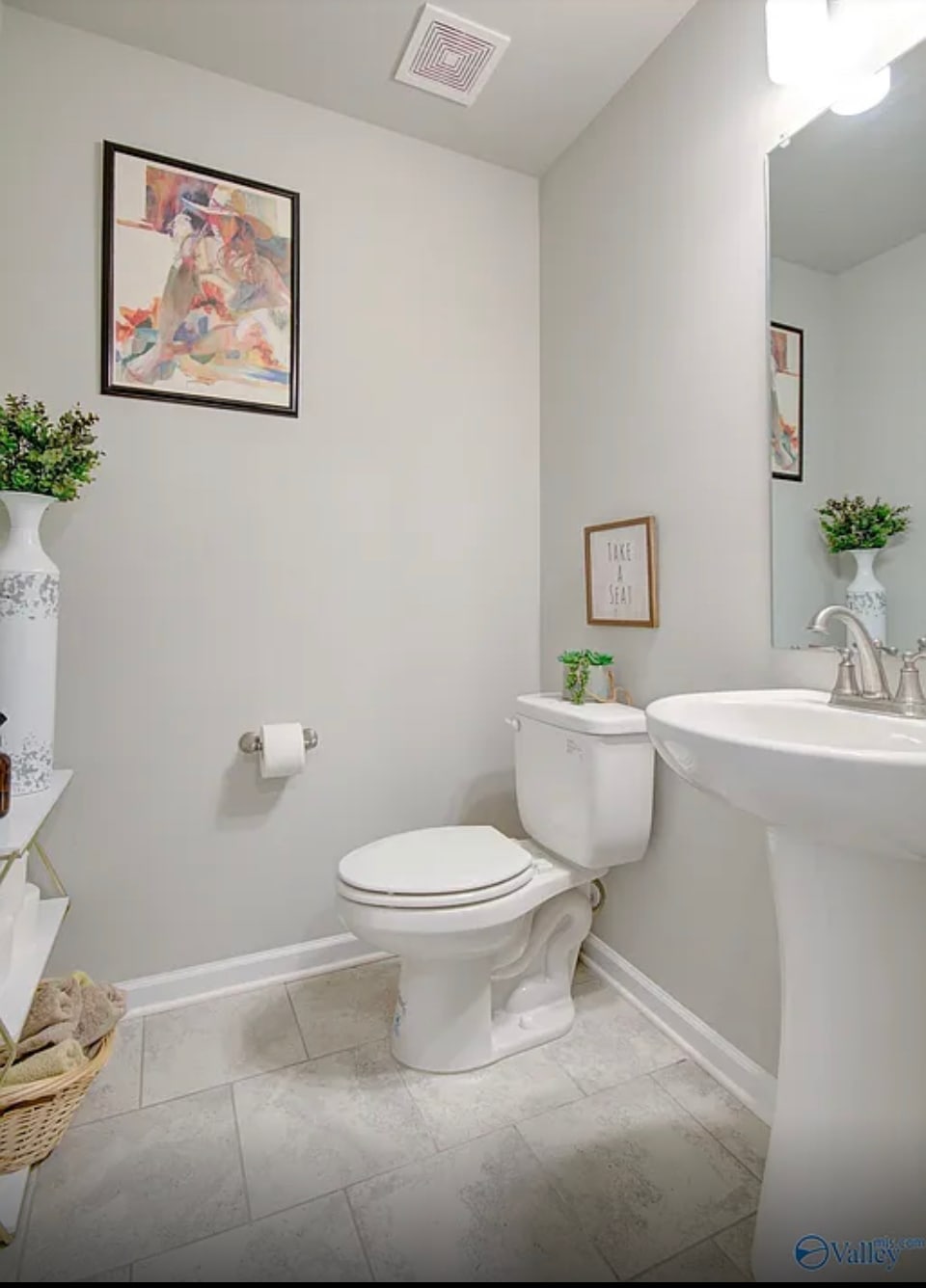 downstairs powder room - 291 Avebury Rd