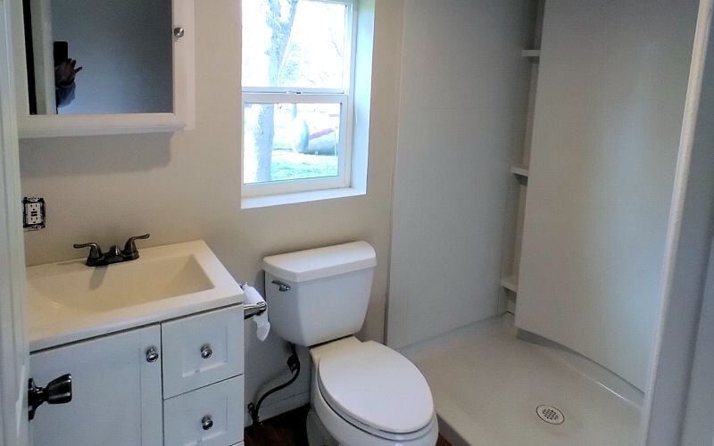 Master Bathroom - 26178 Whispering Oak Ln
