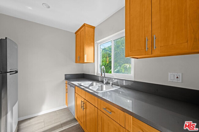 Building Photo - 8336 Blackburn Ave