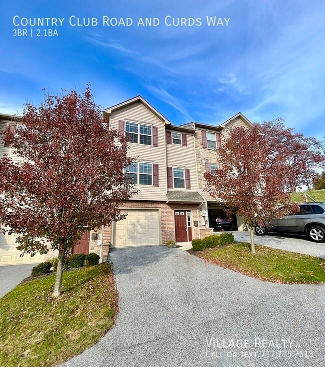 Building Photo - 705 Country Club Rd