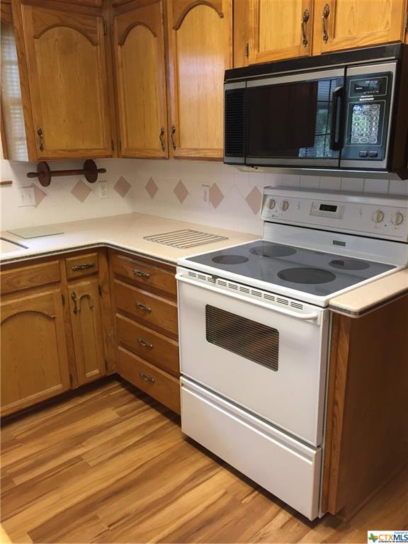 Building Photo - 601 Ridgecrest Dr