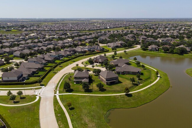 Building Photo - 20907 Sedgefield Meadows Ct