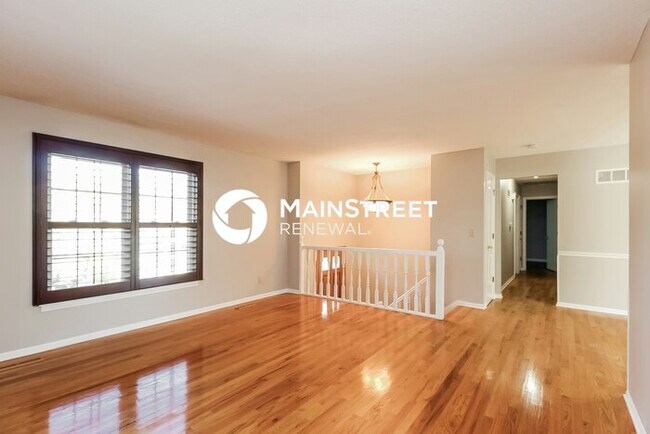 Building Photo - 3 Bedroom Pet-Friendly Home in Kansas City...