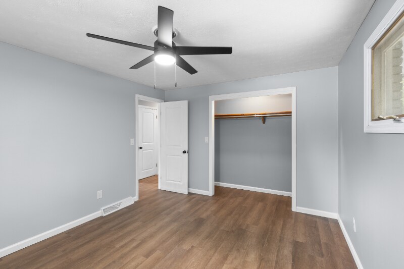 Building Photo - 51235 Burrwood Dr
