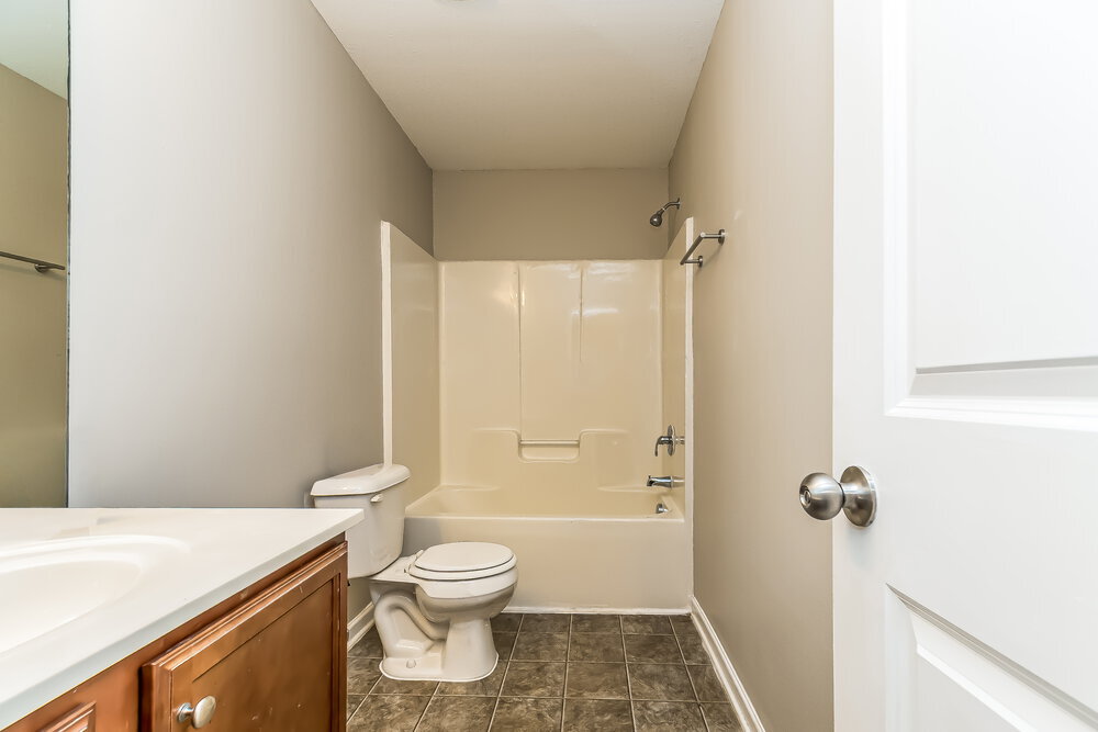 Building Photo - 1321 Lowenstein St