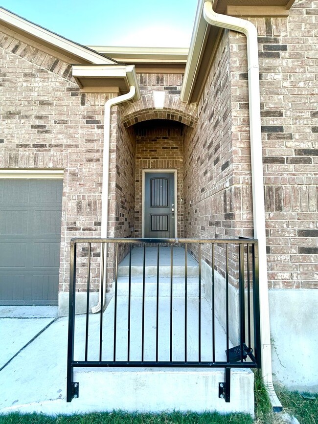 Building Photo - *COMING SOON* Spacious 3BD/2BA Near Briggs Ranch Golf Club with Office & 2-Car Garage!