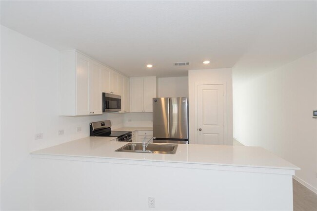 Building Photo - 137 Star Packer Ln
