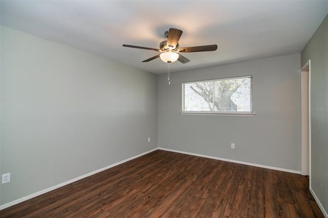 Building Photo - 7616 Parkwood Ln