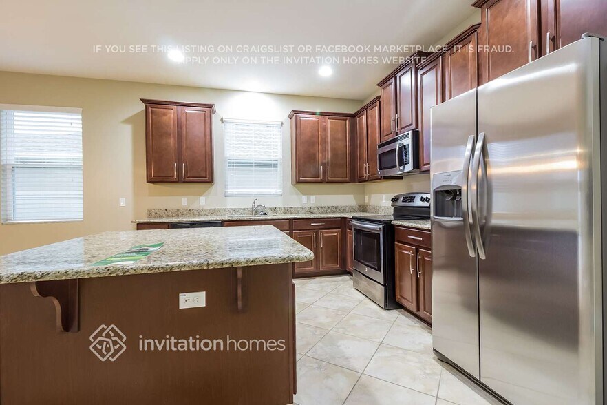 Building Photo - 3504 Sprite Ln