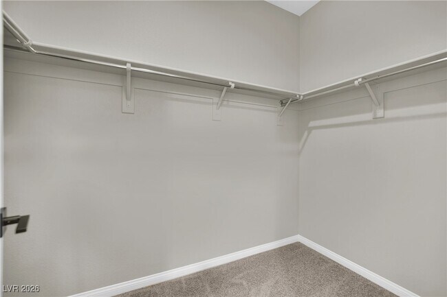 Building Photo - 1749 S Desert Foothills Dr