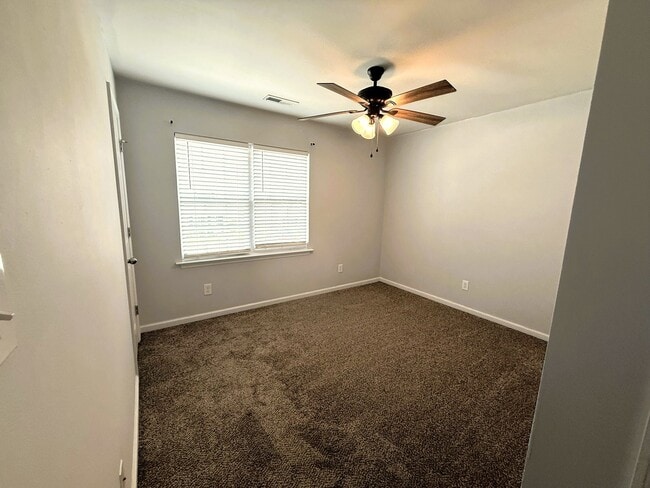 Building Photo - 8008 Banister Loop
