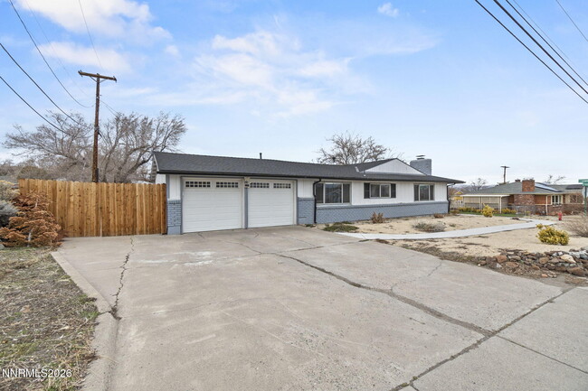 Building Photo - 701 Bowman Dr