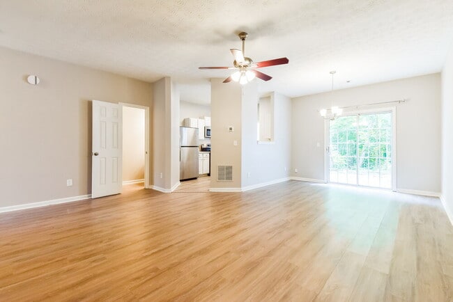 Building Photo - 1563 River Main Ct