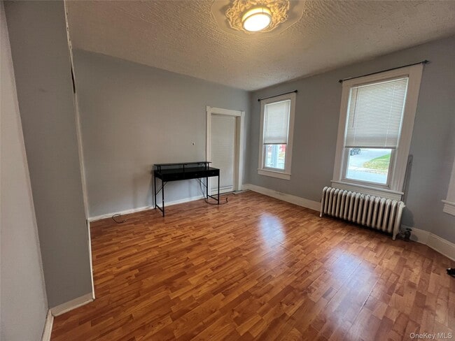 Building Photo - 11 Liberty St