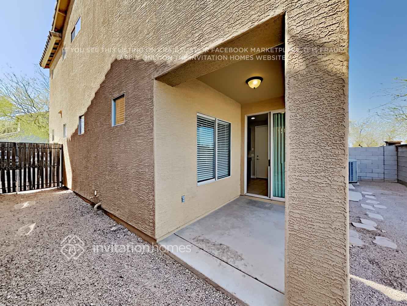 Building Photo - 9516 E Baywood Ave