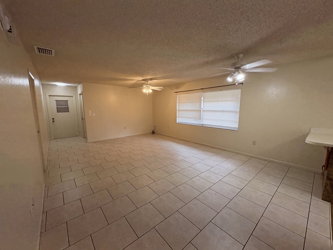 Building Photo - 4434 Highland Ln