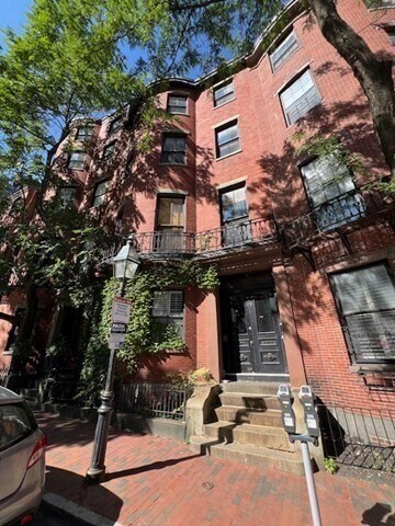 Building Photo - 29 Bowdoin St